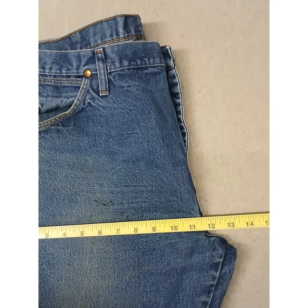 Wrangler (38x30) Classic Straight Regular Blue Denim Jeans